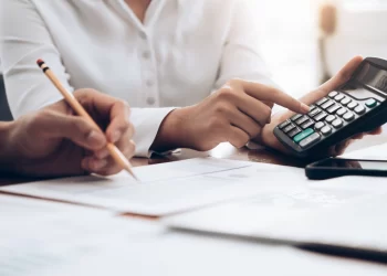 Tax Professionals Weigh In: Expert Tips for UK Tax Accuracy