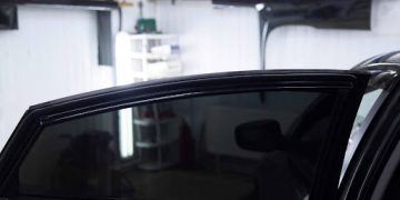 How Window Tinting Improves Privacy and Security for Orlando Drivers